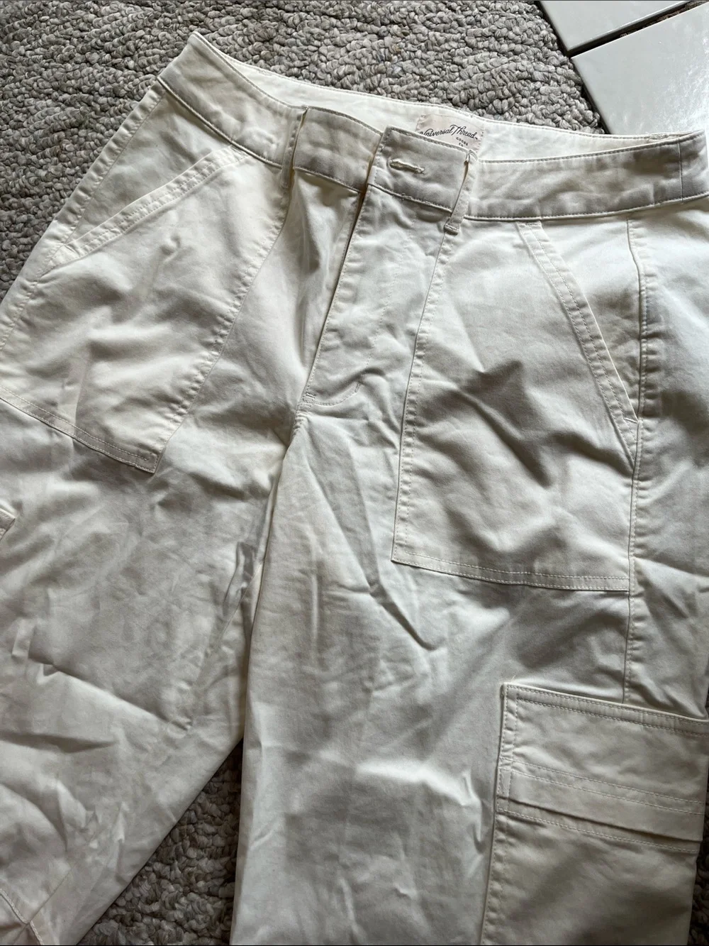 Women’s Beige Utility Cargo Pants